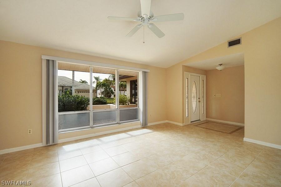705 SW 49th Ln., Cape Coral, FL 33914