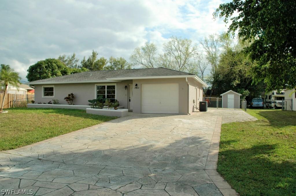 4524 31st Ave., Naples, FL 34116