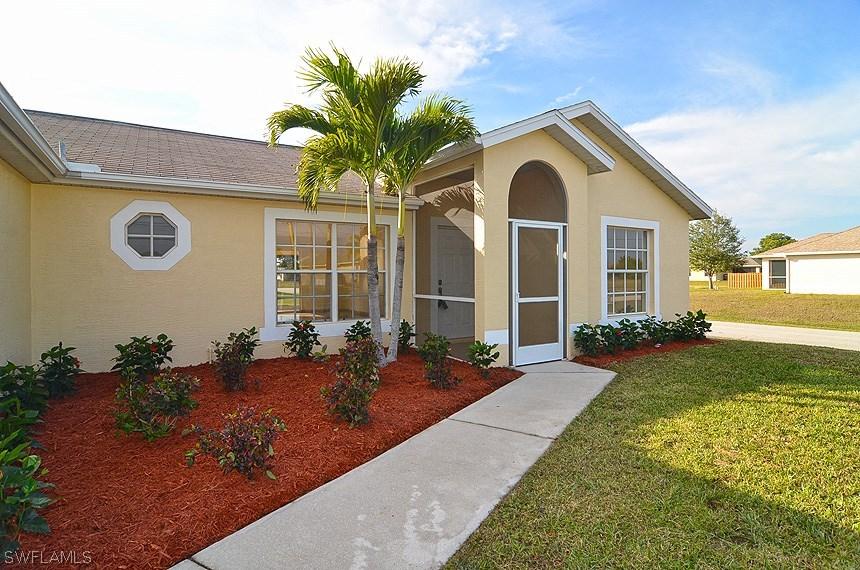 1230 NE 5th Pl., Cape Coral, FL 33909