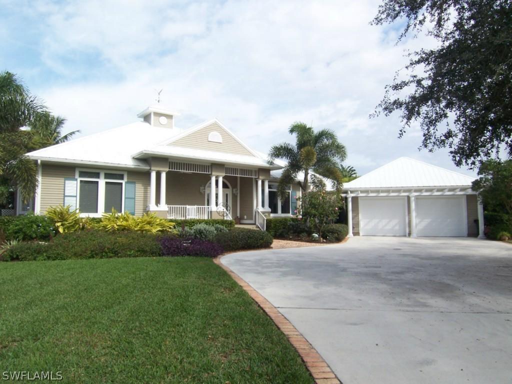 18201 Chesapeake Ct., Fort Myers, FL 33908