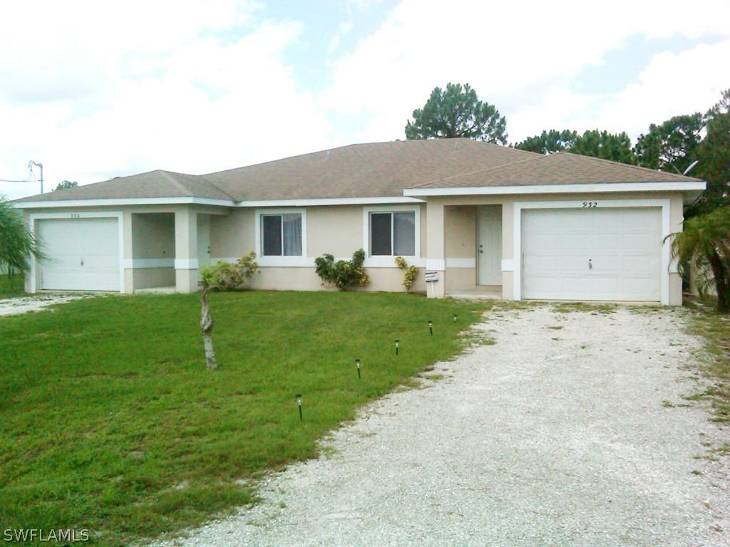 932/934 Eisenhower Blvd., Lehigh Acres, FL 33974