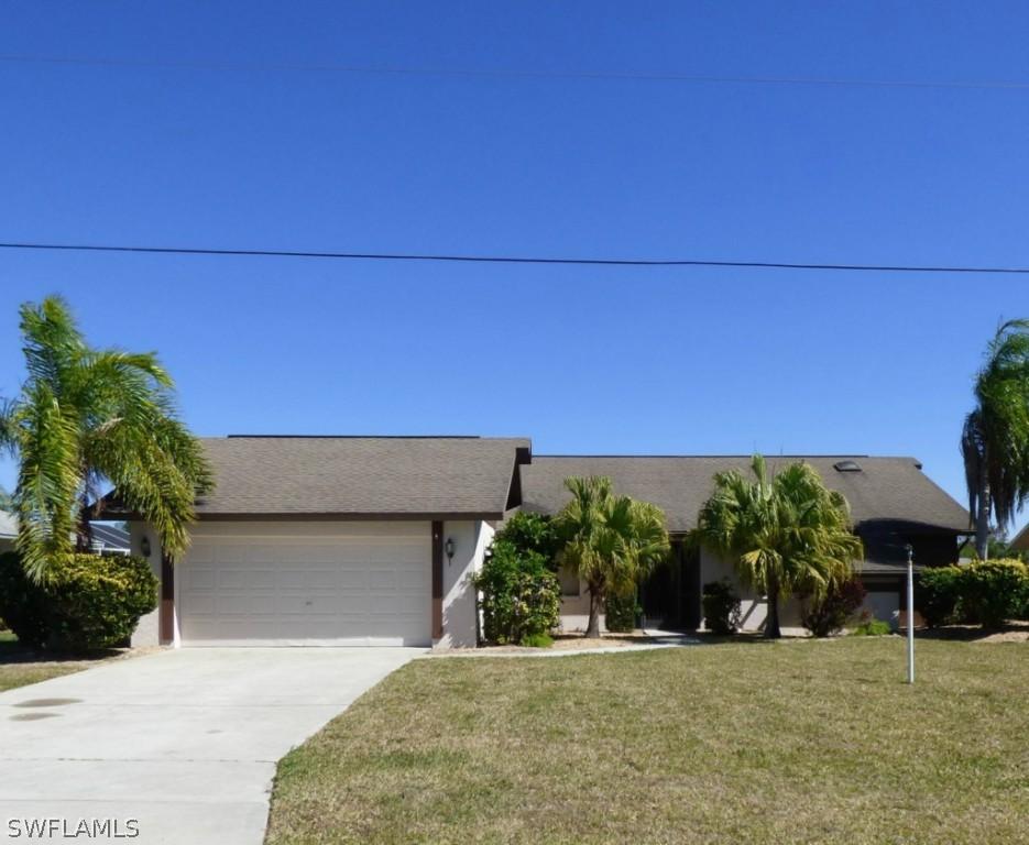 919 SE 20th Ct., Cape Coral, FL 33990
