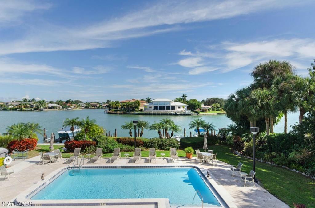 3100 Gulf Shore Blvd. #102, Naples, FL 34103