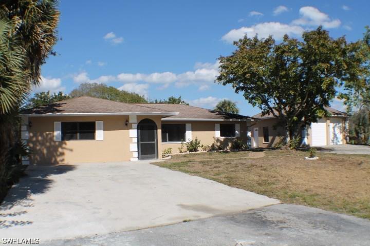 2261 16th Ave Sw, Naples, FL 34117