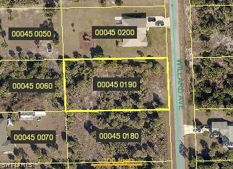 713 Willard Ave., Lehigh Acres, FL 33972