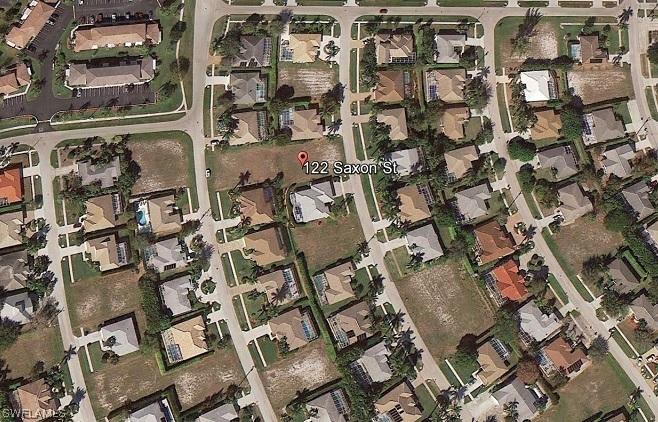 122 Saxon St., Marco Island, FL 34145