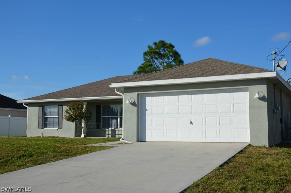 1231 Damen St., Lehigh Acres, FL 33974