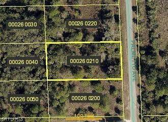 617 Palmetto Ave., Lehigh Acres, FL 33972