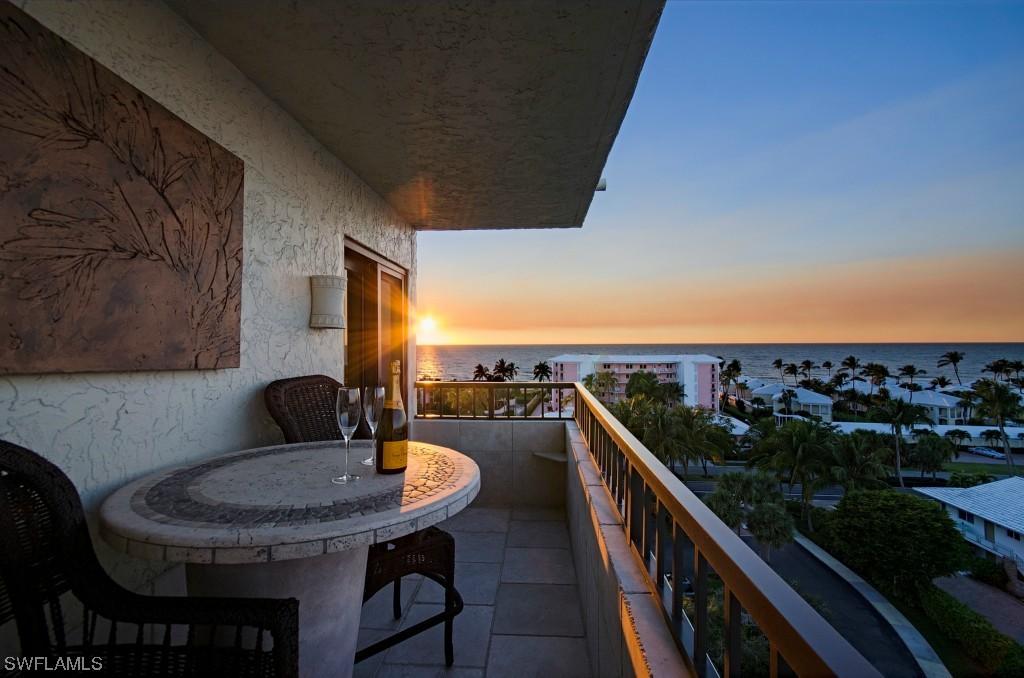2400 Gulf Shore Blvd. #805, Naples, FL 34103