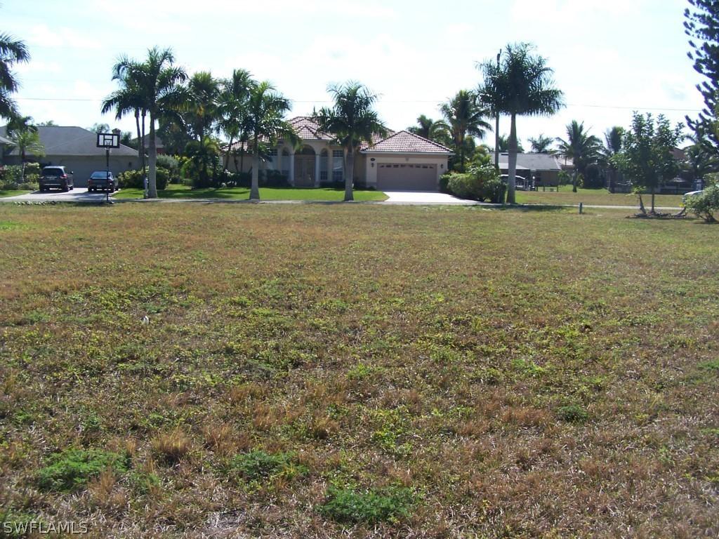 1917 SE 21st St., Cape Coral, FL 33990