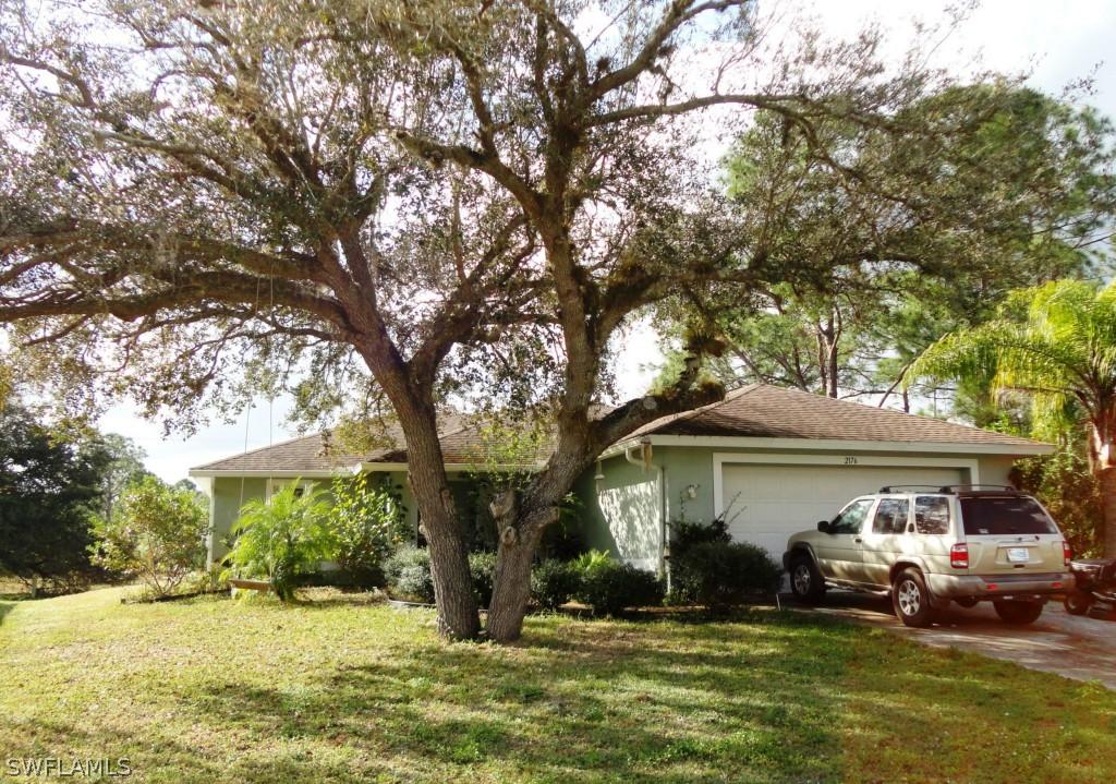 2176 Lincoln Park Ave., Alva, FL 33920