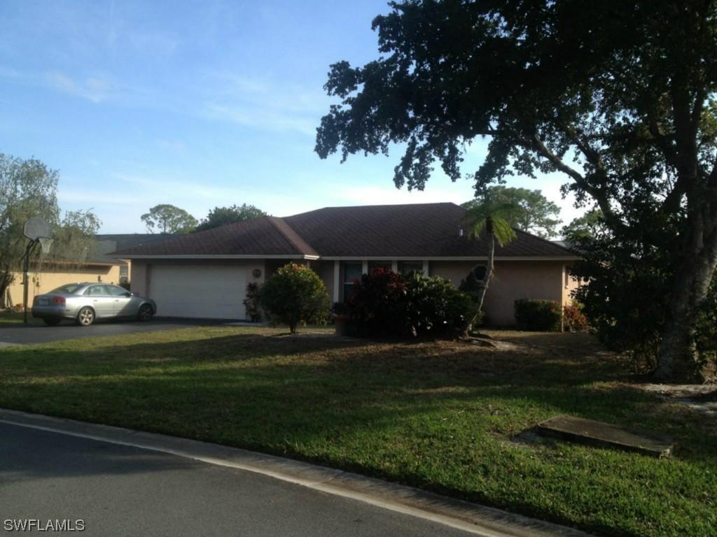 336 Valley Stream Cir., Naples, FL 34113