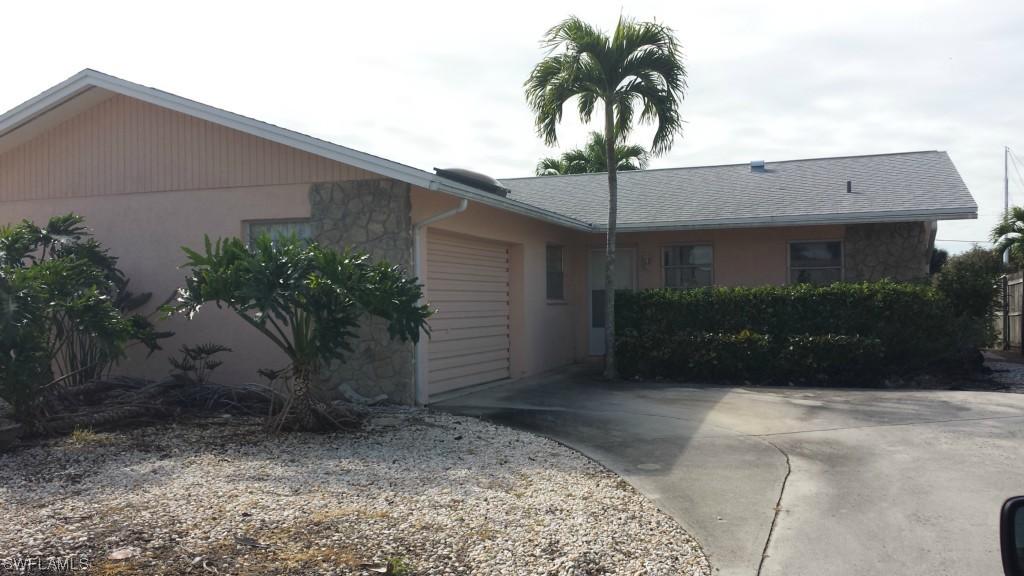 120 Trinidad St., Naples, FL 34113