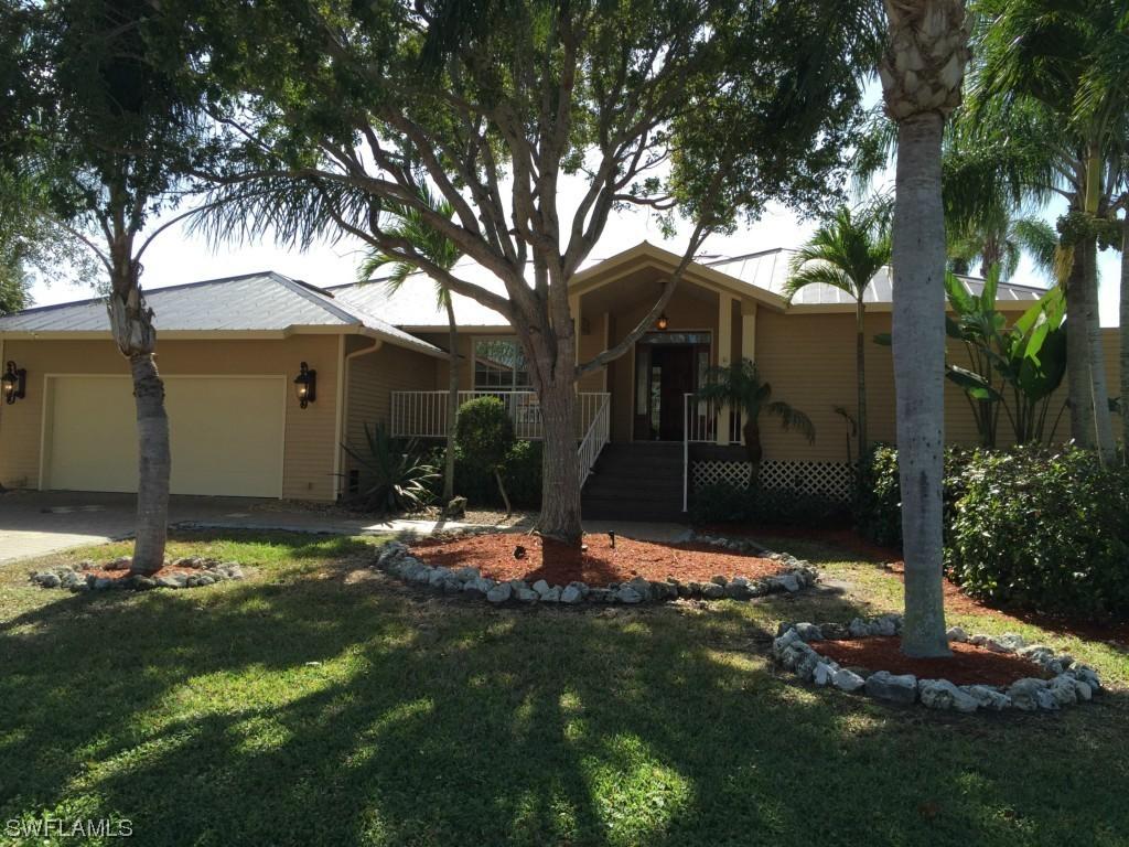 362 Trade Winds Ave., Naples, FL 34108