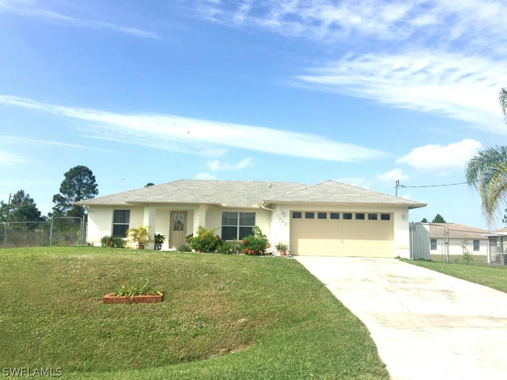 2432 Paul Ave., Lehigh Acres, FL 33973