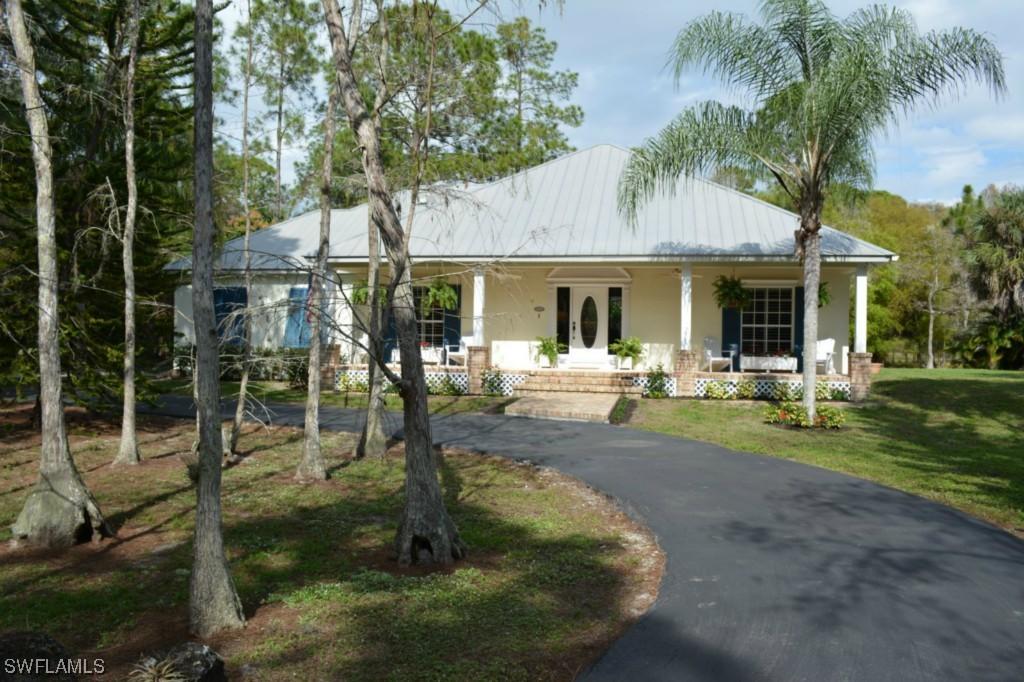 4135 7th Ave., Naples, FL 34119