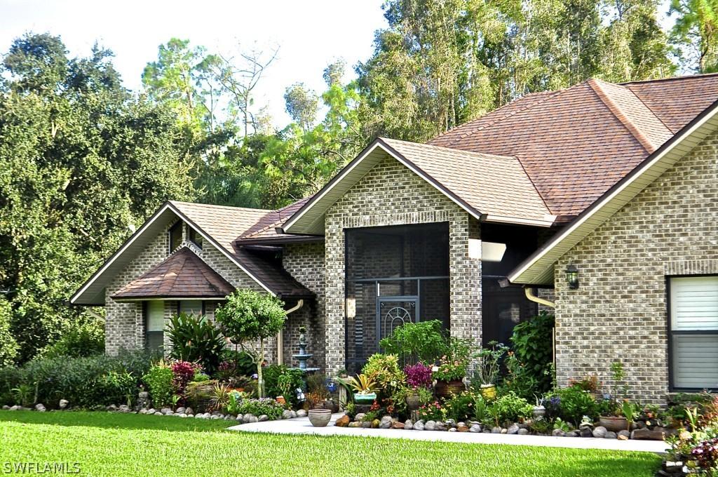 6390 Mark Ln., Fort Myers, FL 33966
