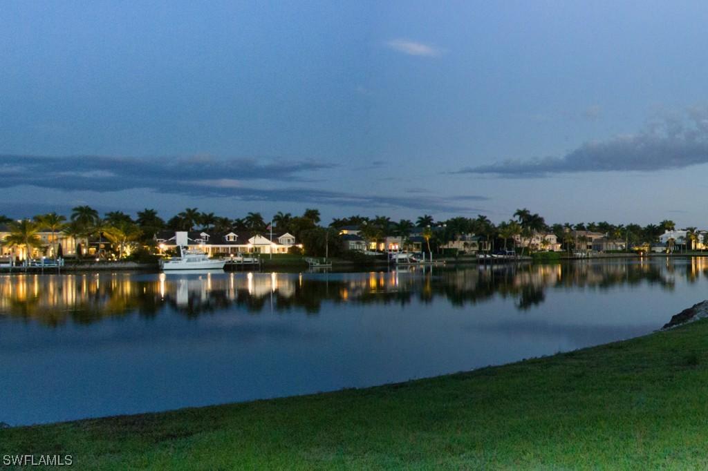 2525 Treasure Ln., Naples, FL 34102