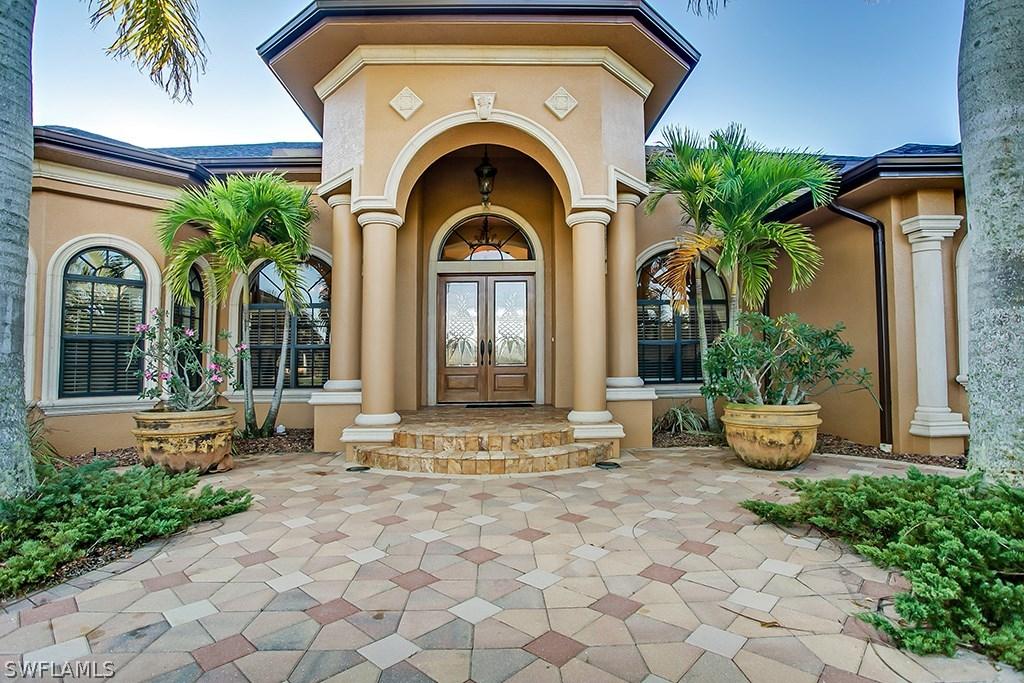 7055 Cleveland Dr., Punta Gorda, FL 33982