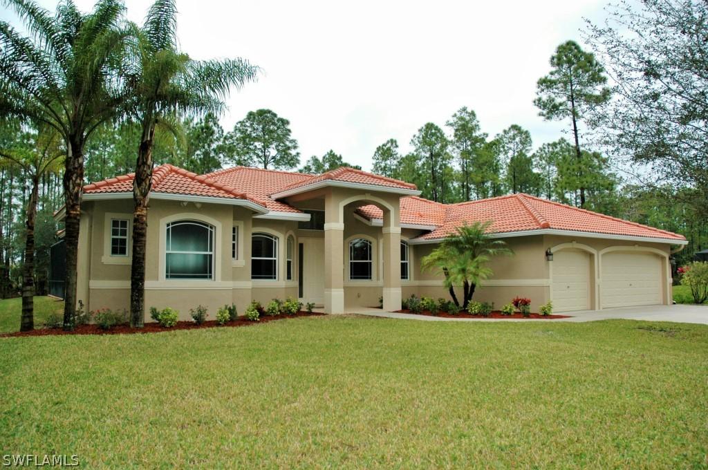 881 14th St., Naples, FL 34117