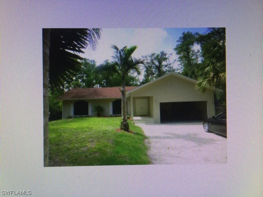 5240 Cherry Wood Dr., Naples, FL 34119