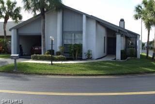 9716 Maplecrest Cir., Lehigh Acres, FL 33936