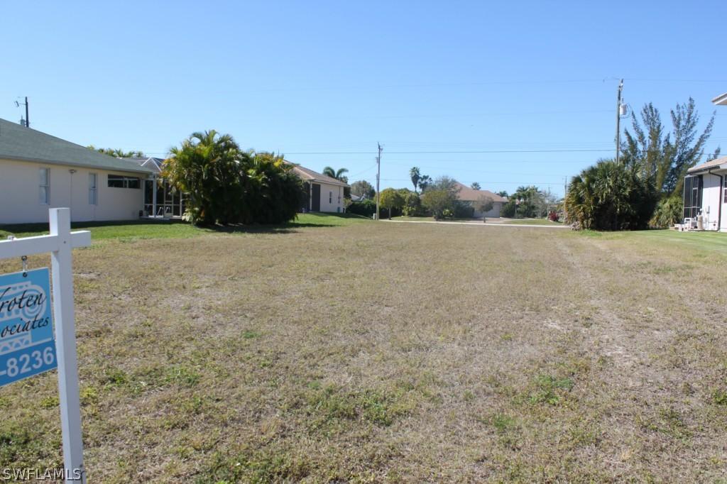 5218 SW 20th Pl., Cape Coral, FL 33914