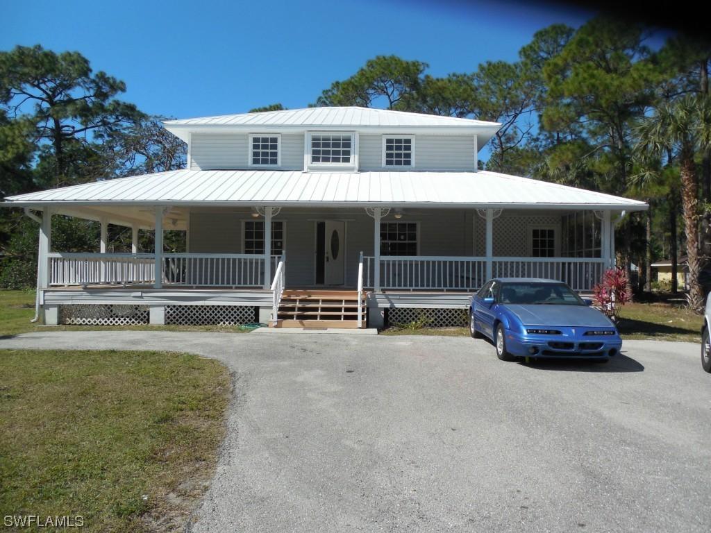 681 3rd St., Naples, FL 34117