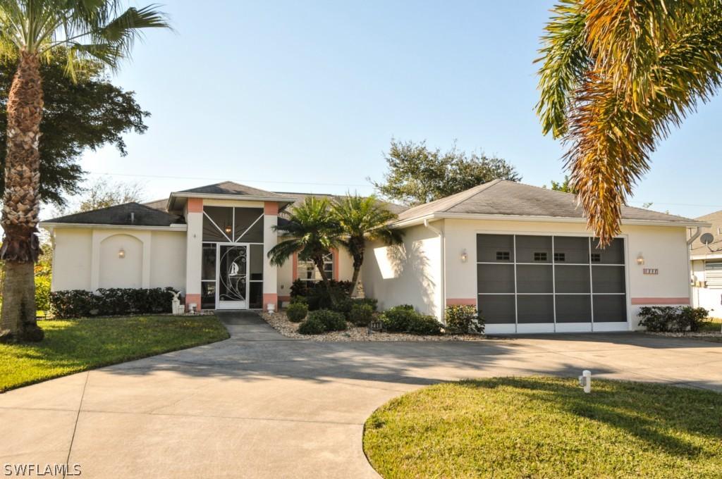 208 SE 29th Ter., Cape Coral, FL 33904