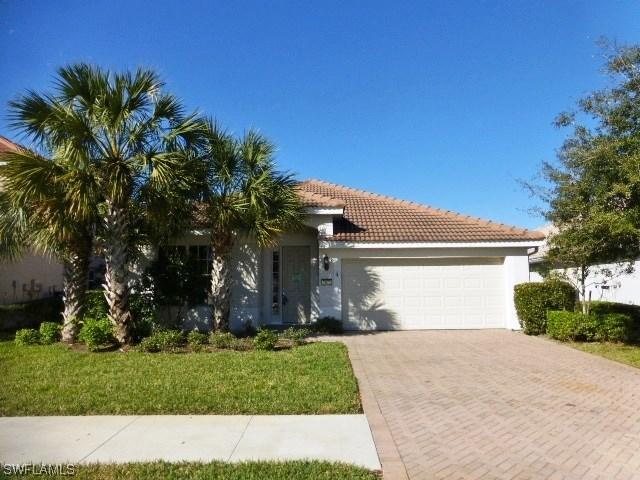 2072 Sagebrush Cir., Naples, FL 34120