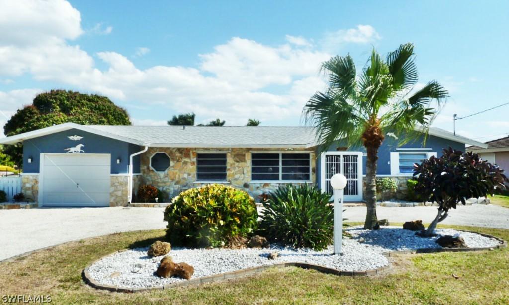 4425 SE 1st Ave., Cape Coral, FL 33904