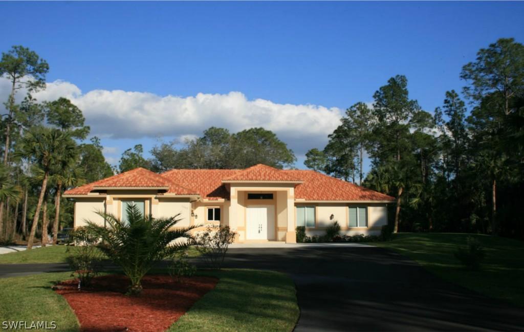 1560 Wilson Blvd., Naples, FL 34120