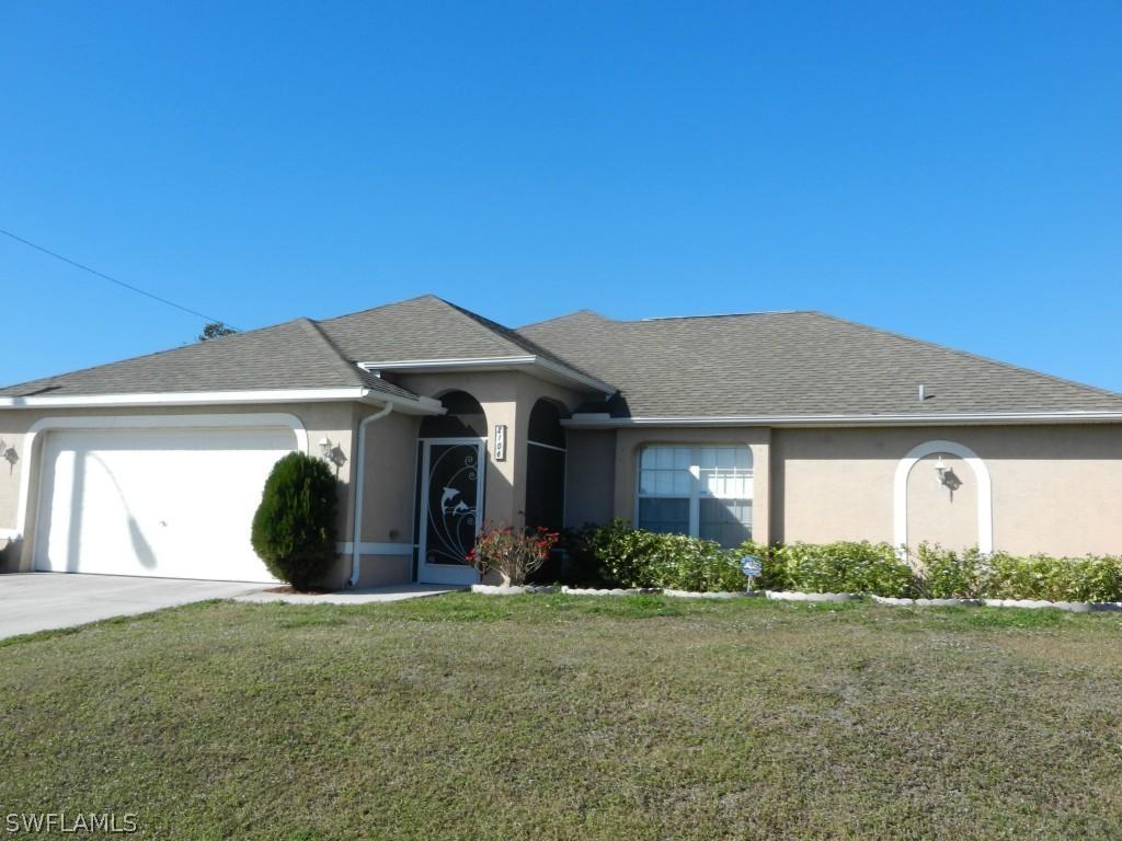 2106 NE 23rd Pl., Cape Coral, FL 33909