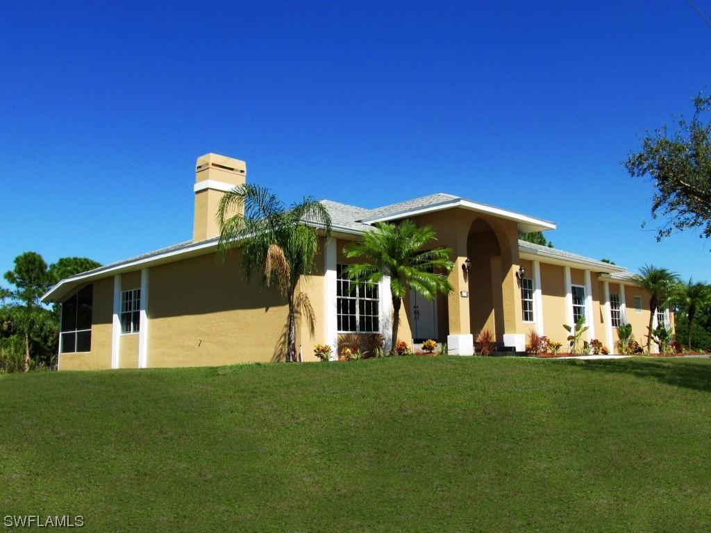 7 Wilmington Pkwy., Cape Coral, FL 33993