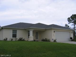 2915 Gene Ave., Lehigh Acres, FL 33971