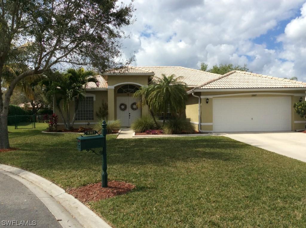 3307 Port Pleasant Ct., Naples, FL 34120
