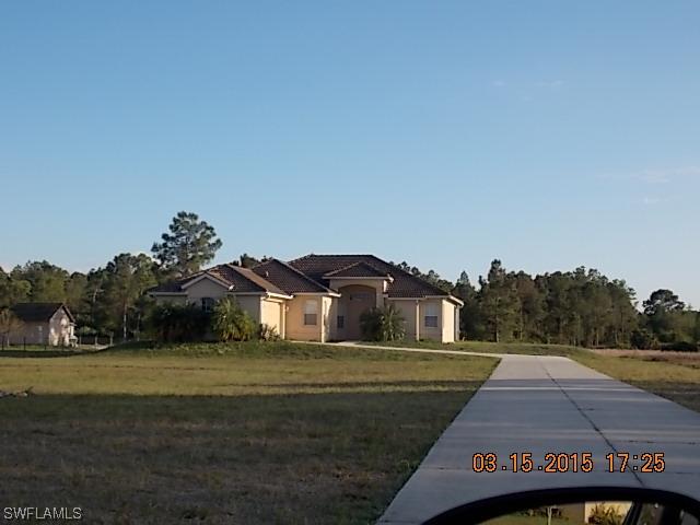 2566 39th Ave., Naples, FL 34120