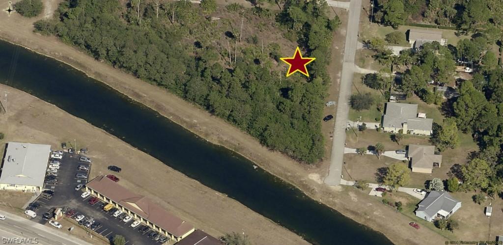 411 Magnolia Ave., Lehigh Acres, FL 33972