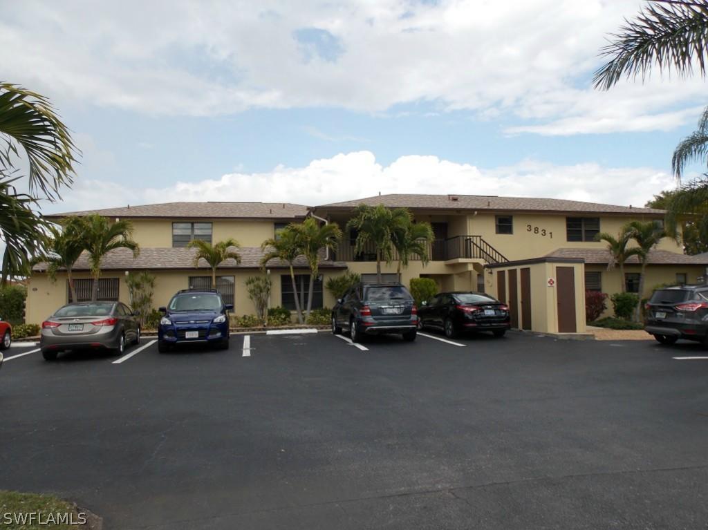 3831 SE 11th Pl. #201, Cape Coral, FL 33904