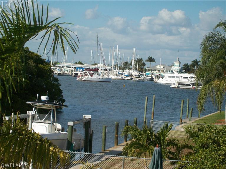 255 Tropical Shore Way, Fort Myers Beach, FL 33931