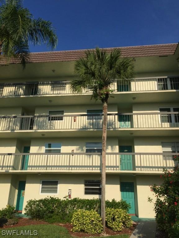 4372 27th Ct. #109, Naples, FL 34116
