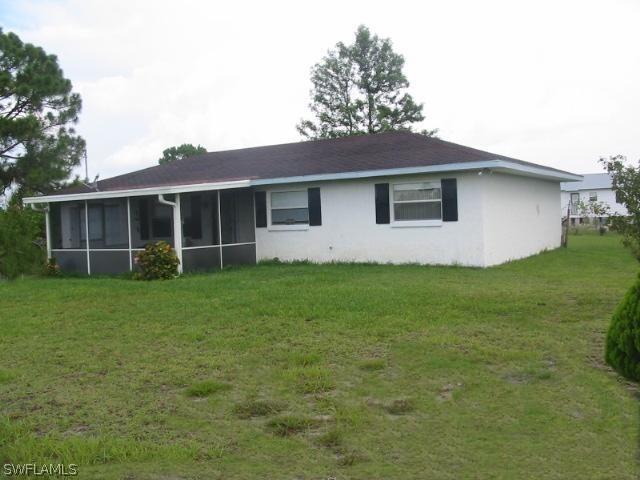 2902 8th St., Lehigh Acres, FL 33976