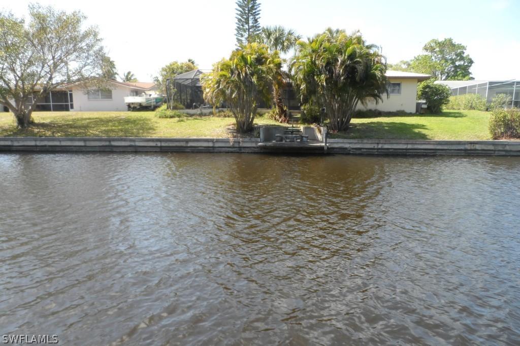 2828 SE 17th Pl., Cape Coral, FL 33904