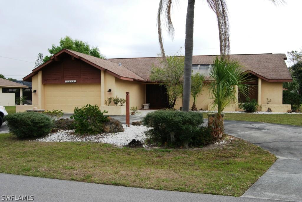 3823 SE 4th Ave., Cape Coral, FL 33904