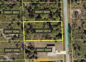 717 Palmetto Ave., Lehigh Acres, FL 33972