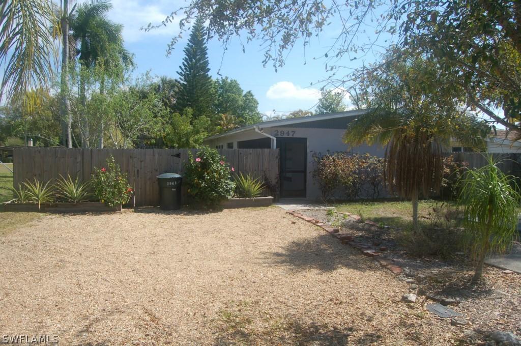 2947 Magnolia St., Fort Myers, FL 33901