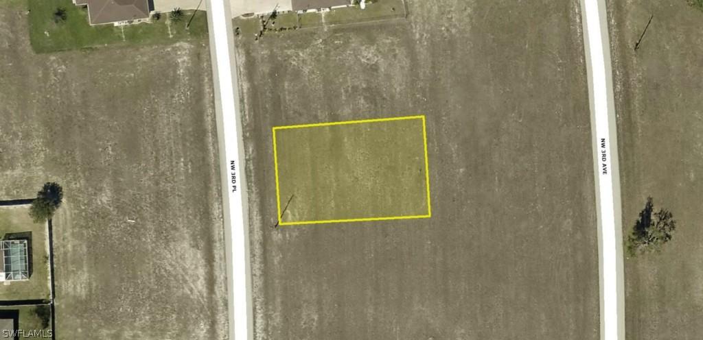 3027 NW 3rd Pl., Cape Coral, FL 33993