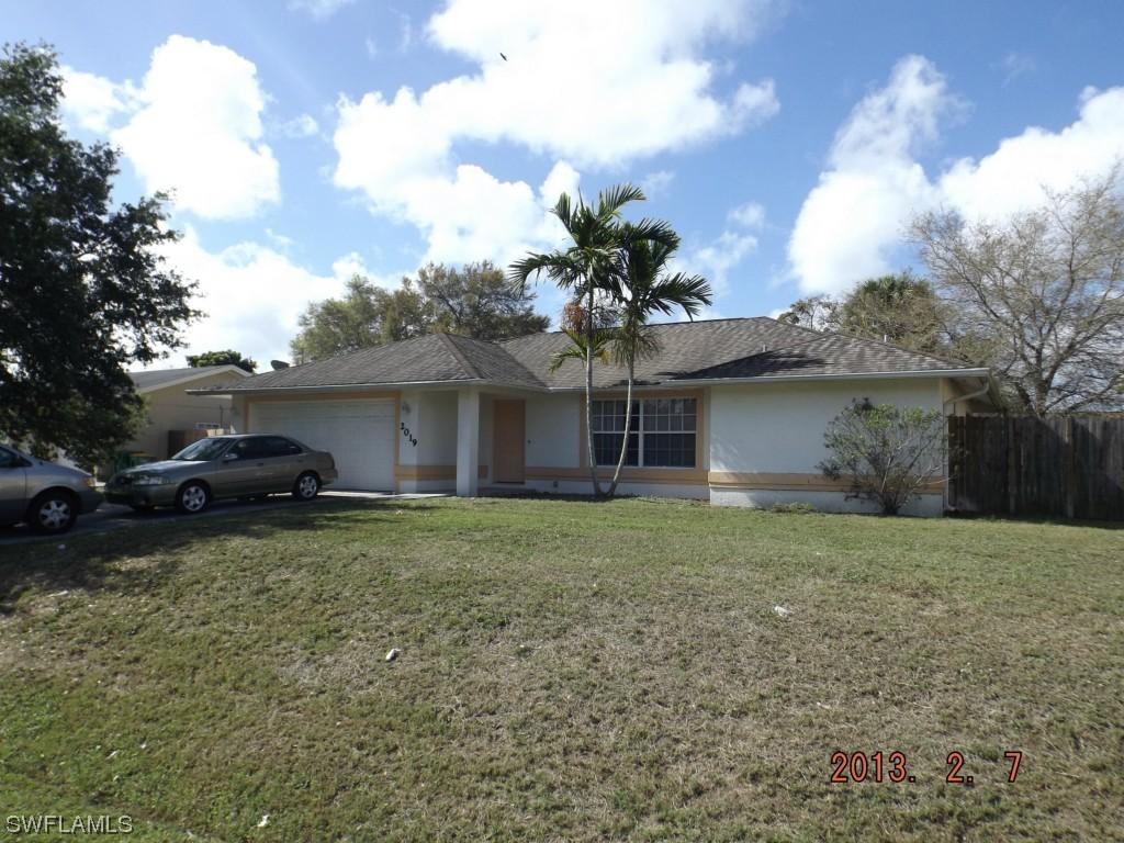 2019 50th Ter., Naples, FL 34116