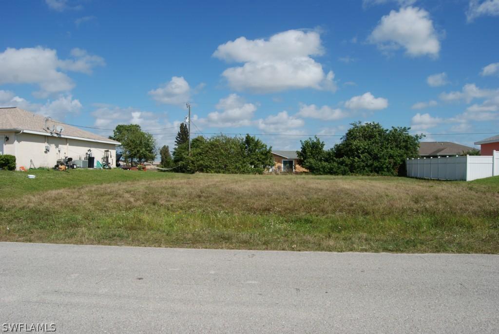 113 NE 12th Ter., Cape Coral, FL 33909