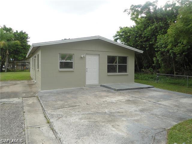 3217 Katherine St., Fort Myers, FL 33916